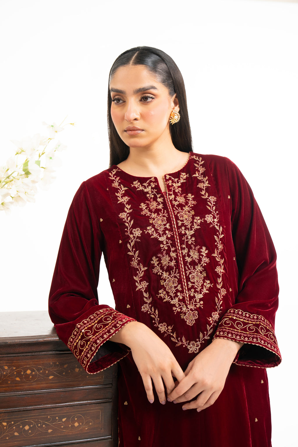 EMBROIDERED VELVET SUIT