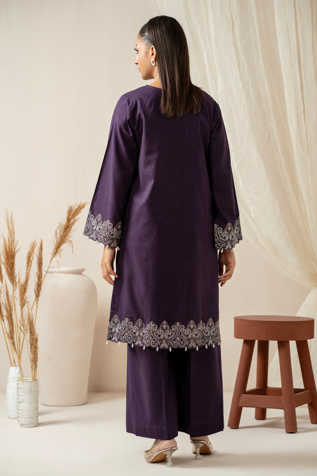EMBROIDERED JACQUARD STITCHED 2 PIECE SUIT