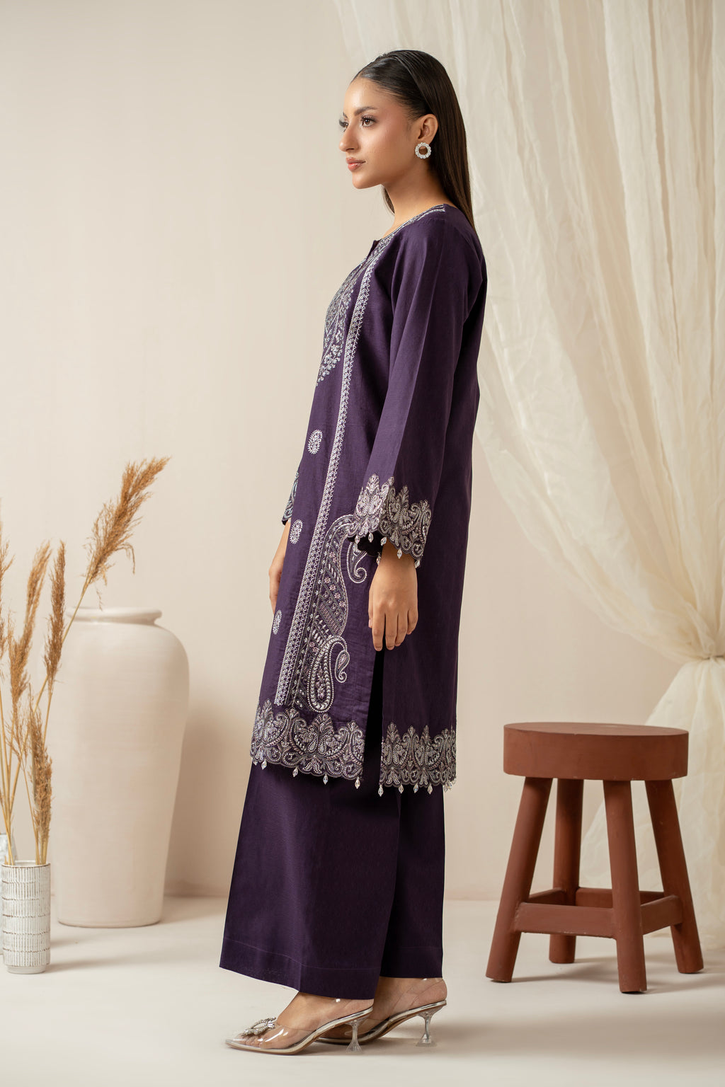 EMBROIDERED JACQUARD STITCHED 2 PIECE SUIT