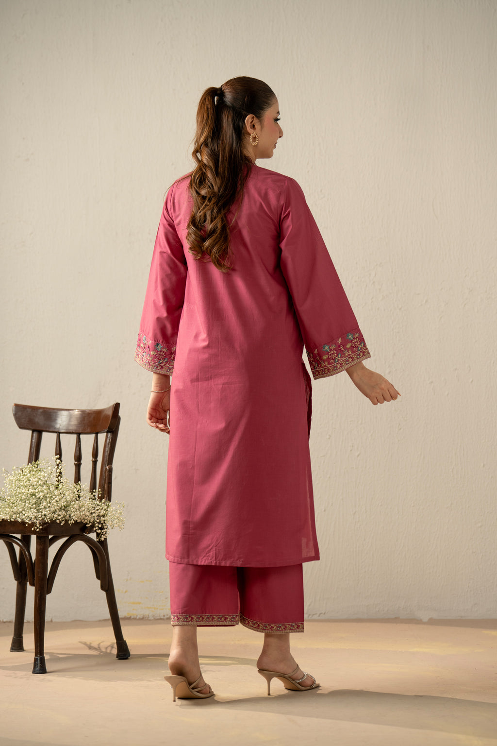 EMBROIDERED SLUB LAWN STITCHED 2 PIECE SUIT