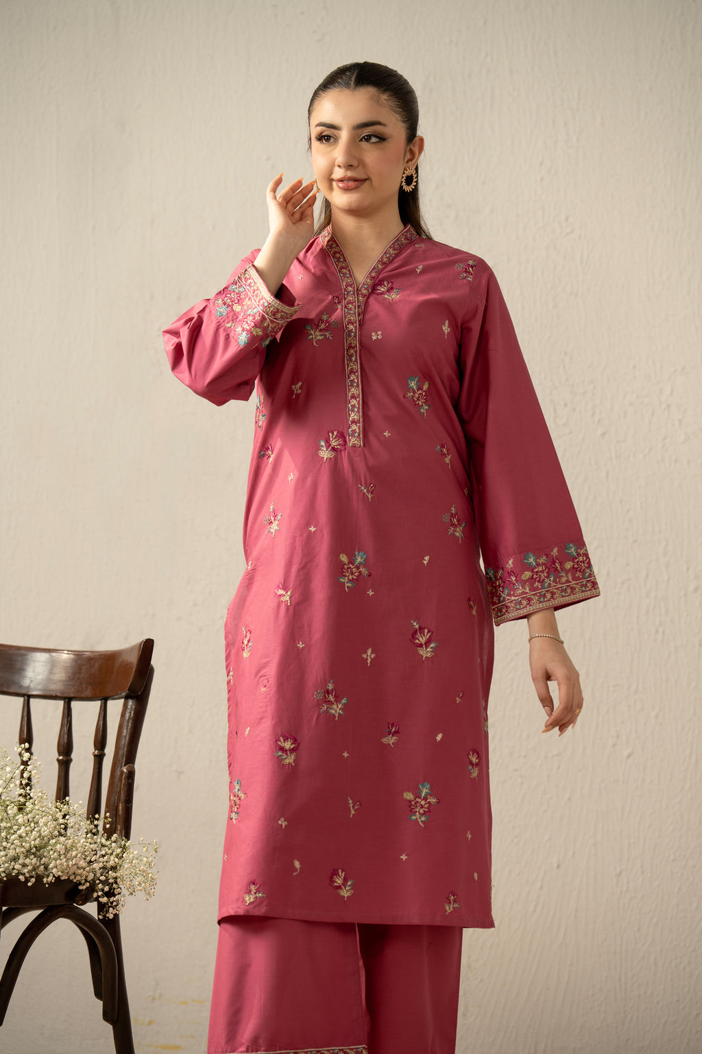 EMBROIDERED SLUB LAWN STITCHED 2 PIECE SUIT