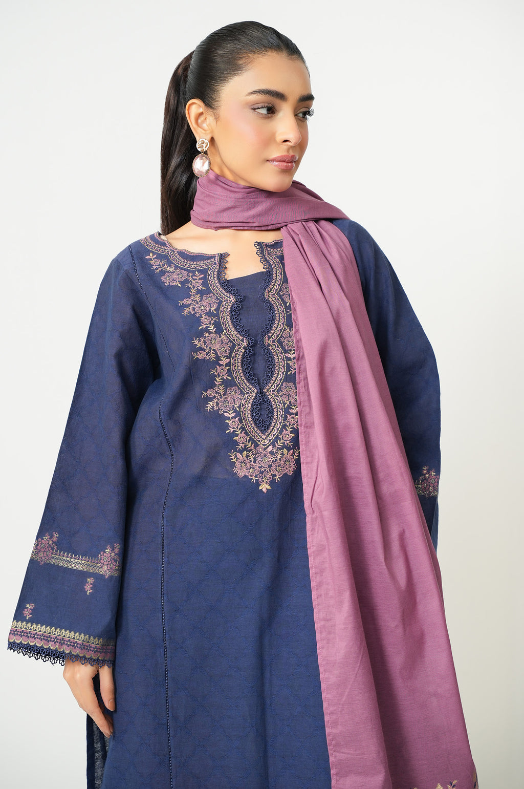 EMBROIDERED SUIT