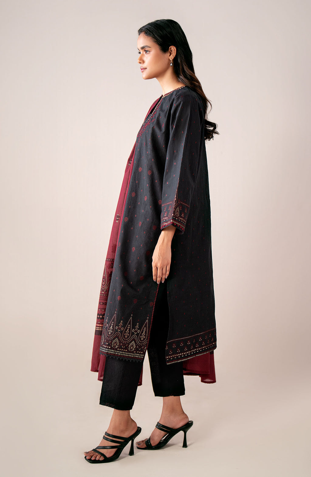 Stitched 3 Piece Embroidered Viscose Jacquard Suit