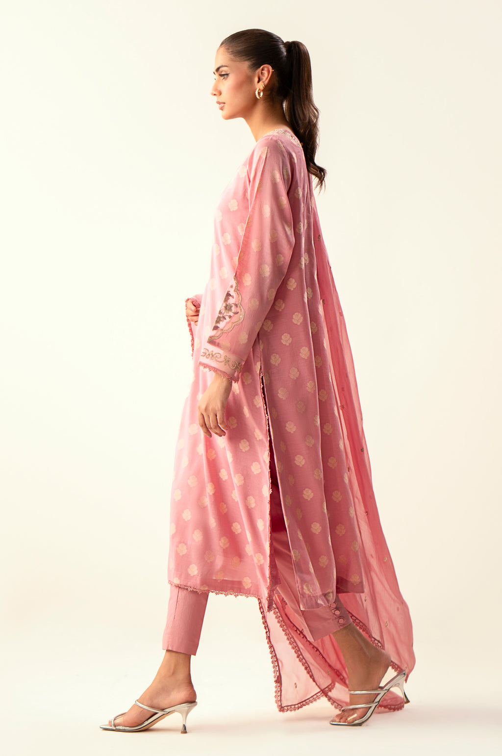 EMBROIDERED SUIT