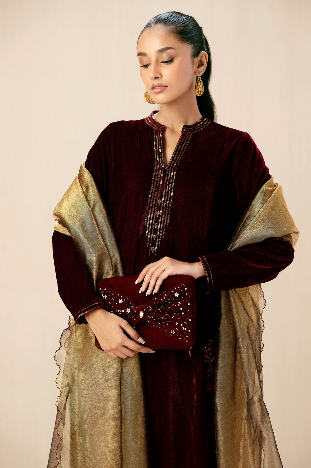 EMBROIDERED SUIT