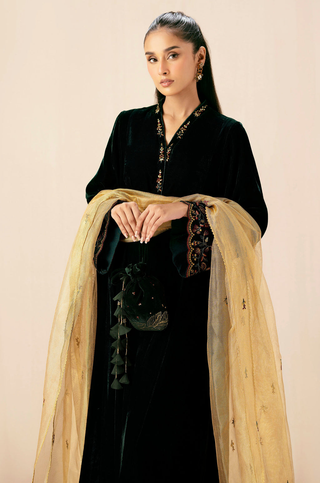 EMBROIDERED SUIT