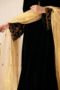 EMBROIDERED SUIT