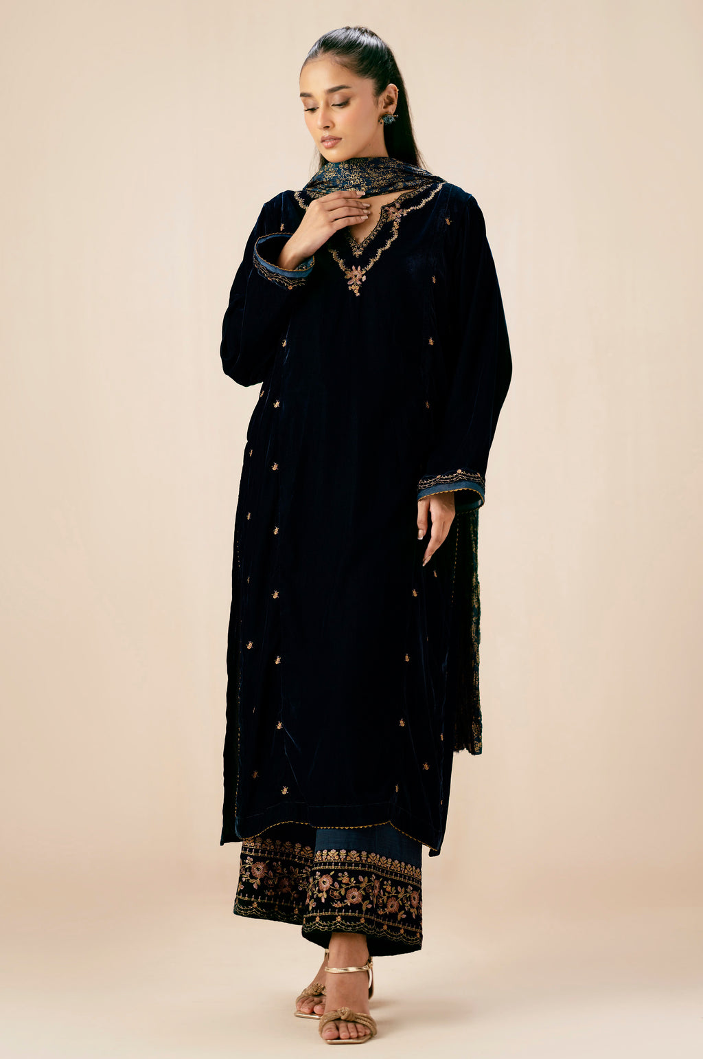 Stitched 3 Piece Embroidered Velvet Suit - Ocean Teal