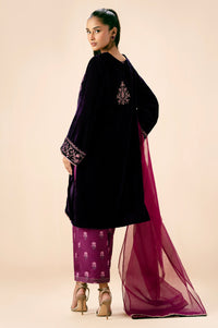 EMBROIDERED SUIT
