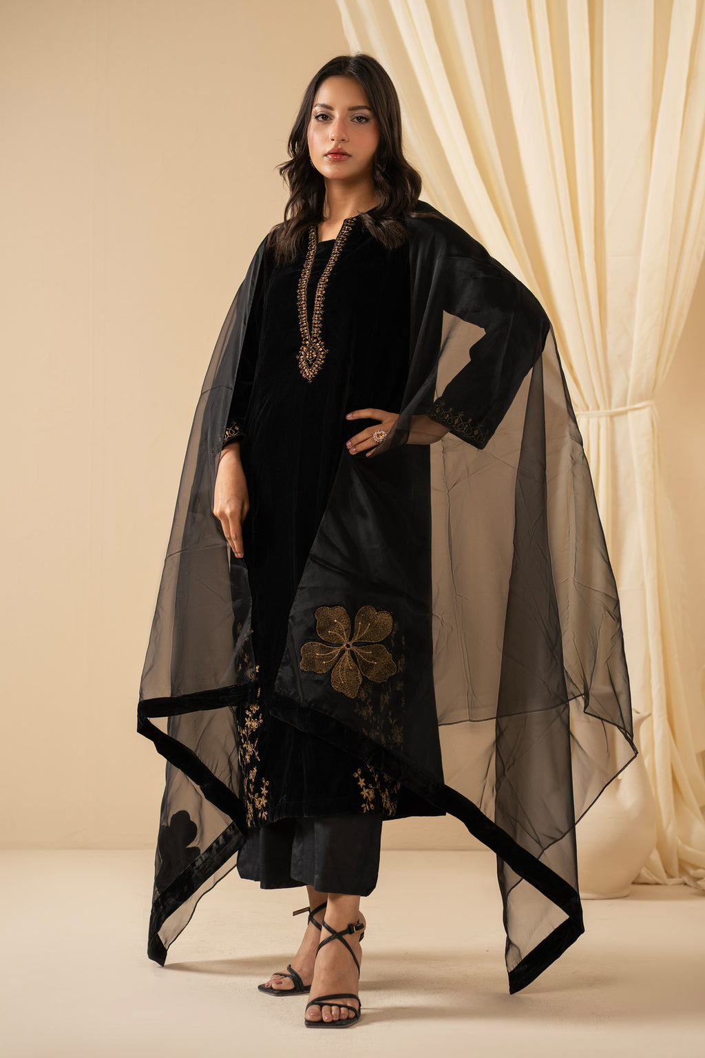 STITCHED 3PC EMBROIDERED VELVET SUIT