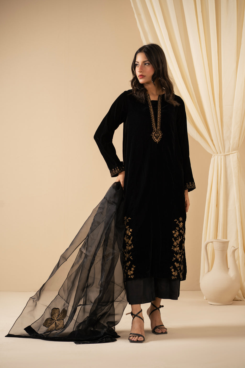 STITCHED 3PC EMBROIDERED VELVET SUIT