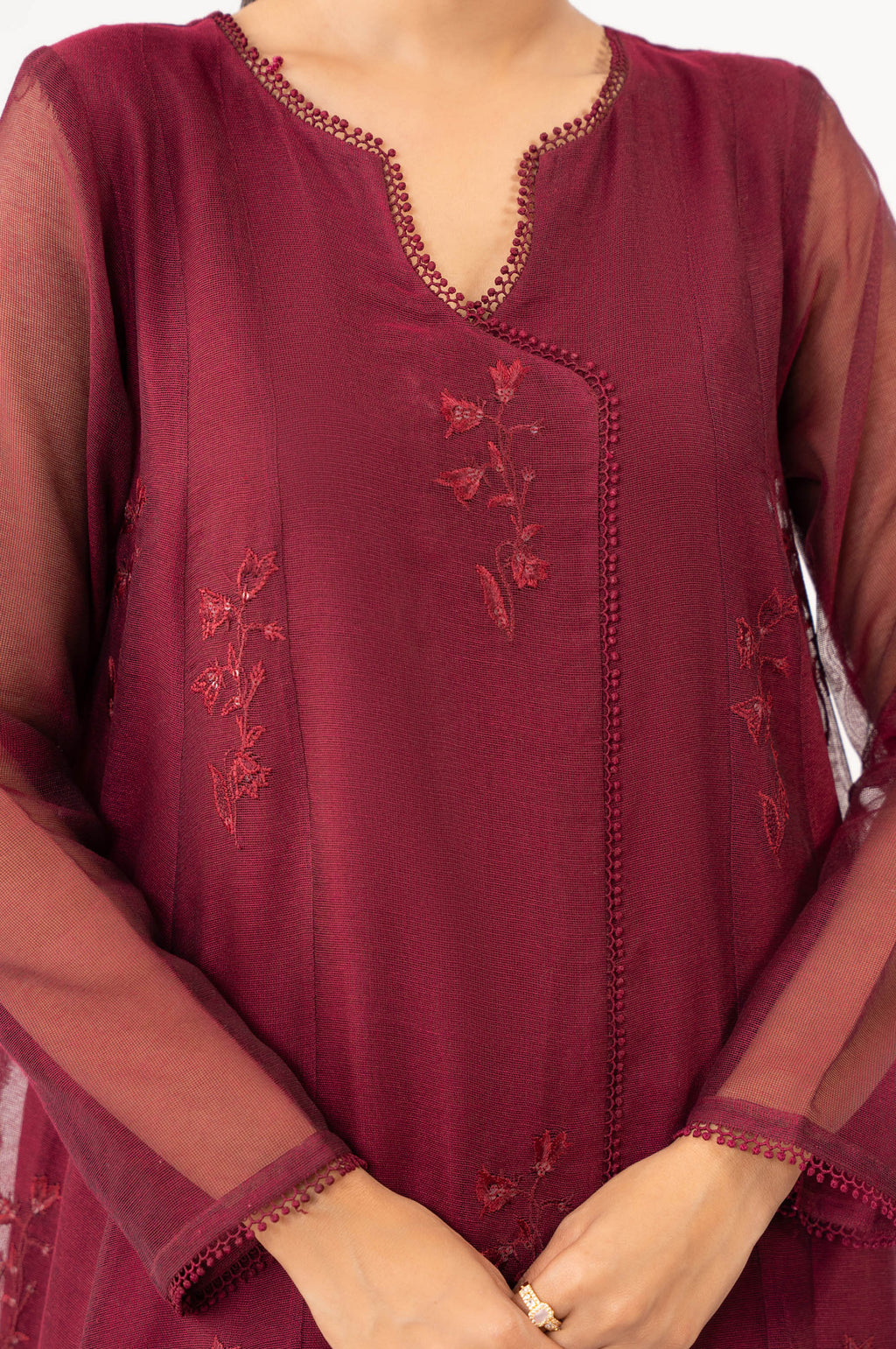 EMBROIDERED SUIT