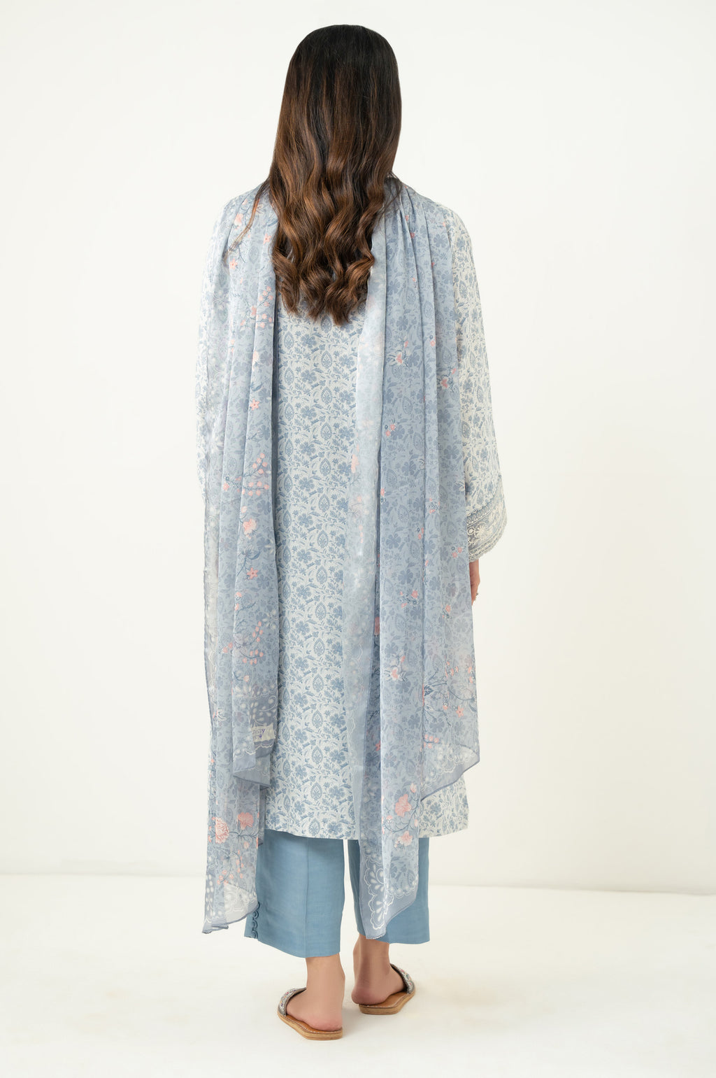 EMBROIDERED SUIT