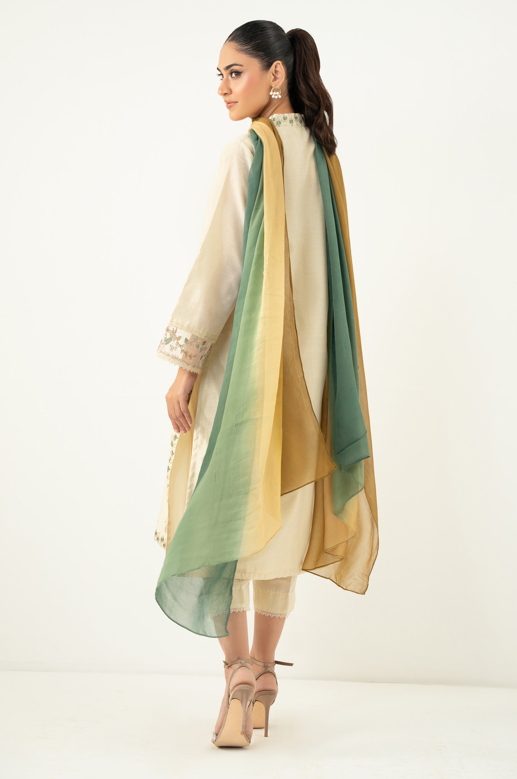 SHADED DUPATTA (FACTORY E-OUTLET)