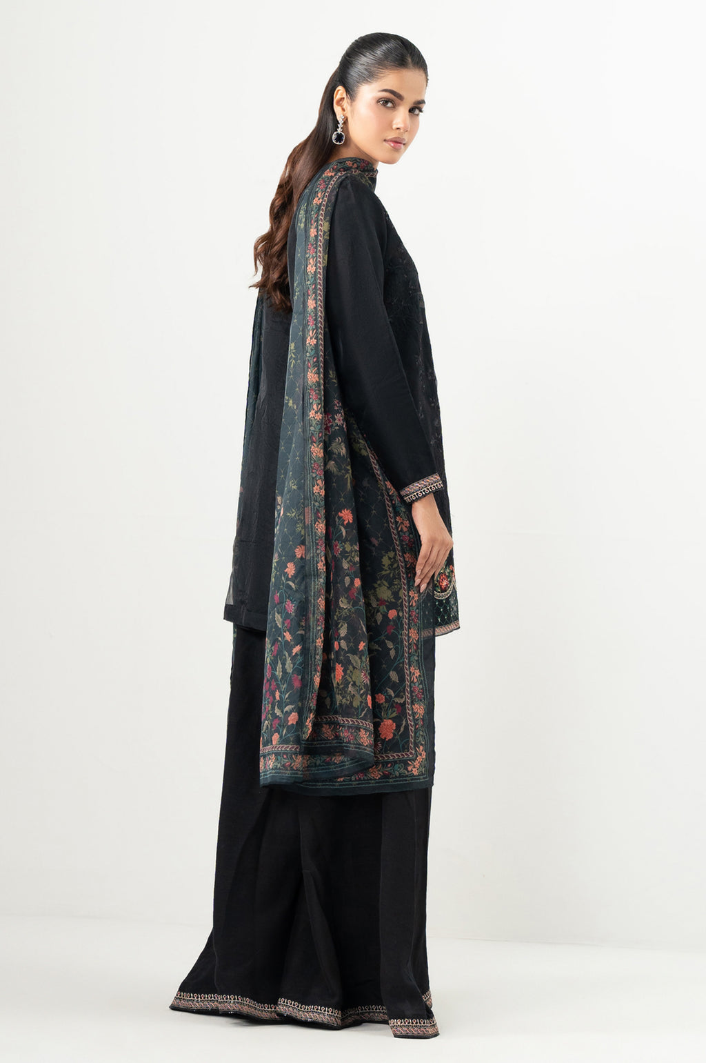 EMBROIDERED SHIRT DUPATTA SUIT