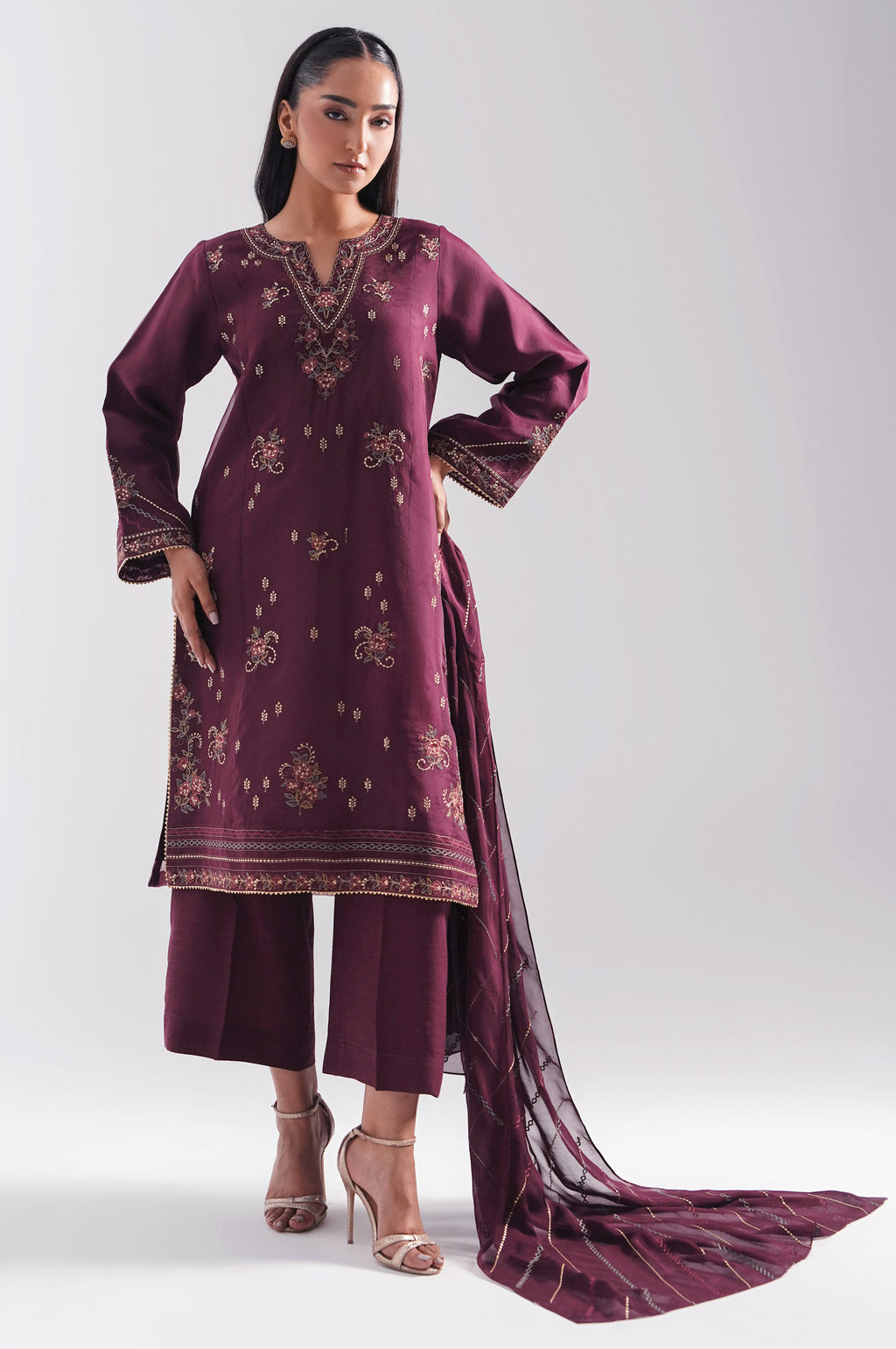 EMBROIDERED ORGANZA SUIT