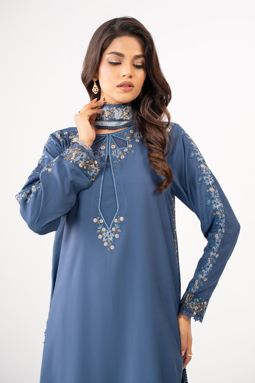 STITCHED EMBROIDERED RAW SILK SUIT