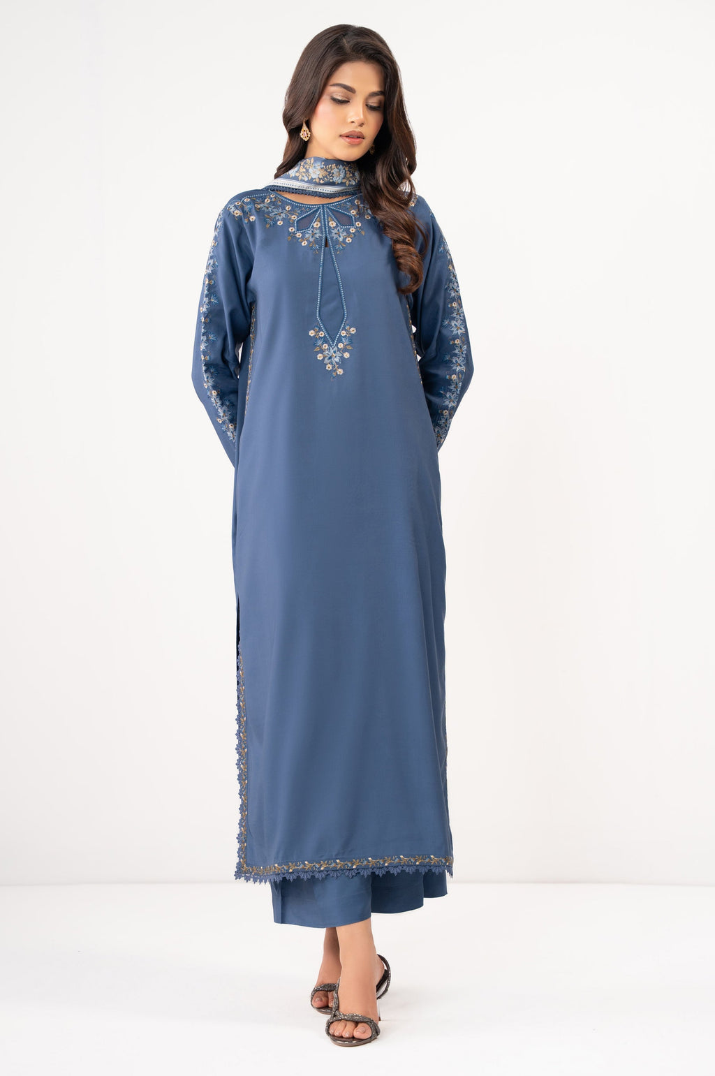 STITCHED EMBROIDERED RAW SILK SUIT