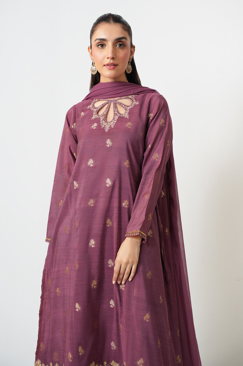 STITCHED EMBROIDERED SUIT (FACTORY E-OUTLET)