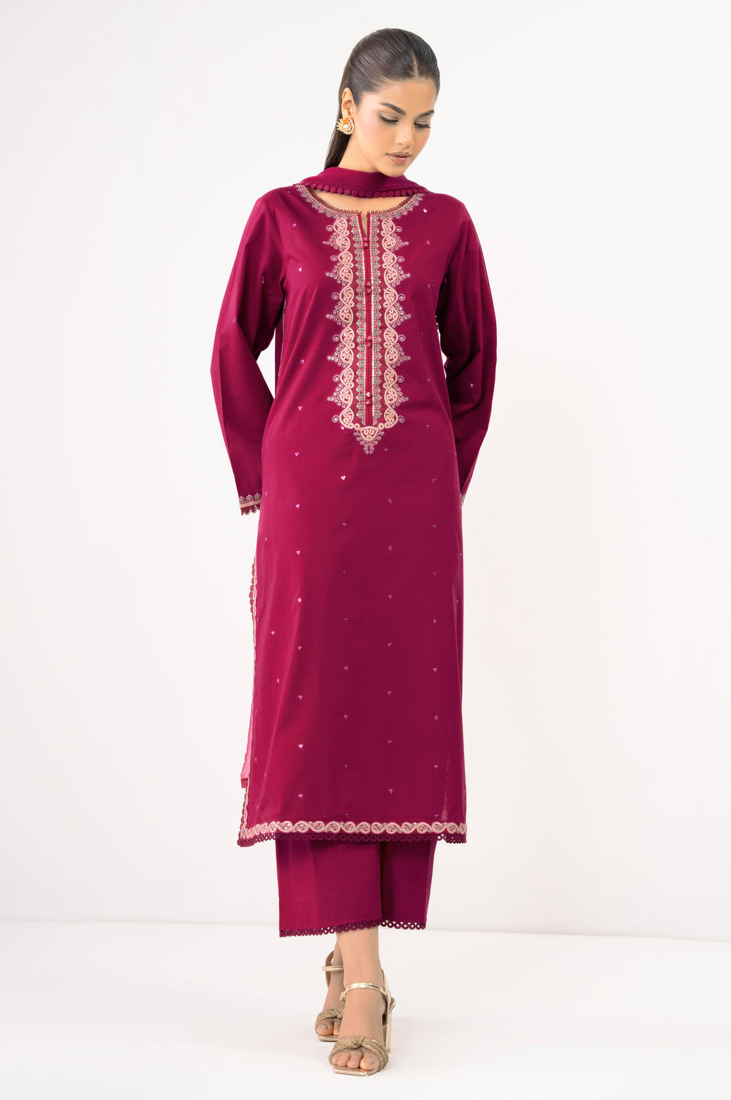 EMBROIDERED SUIT