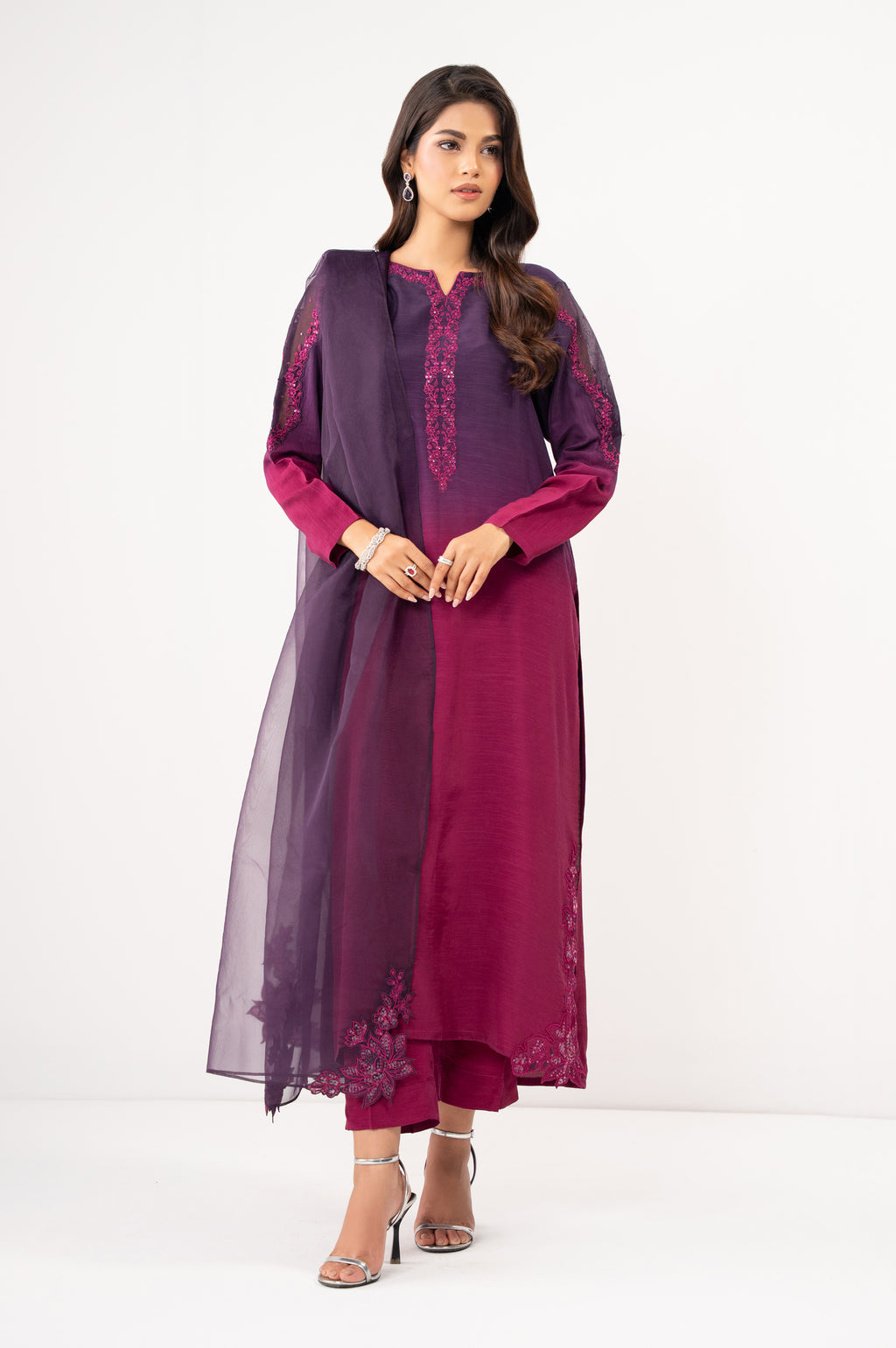EMBROIDERED SUIT