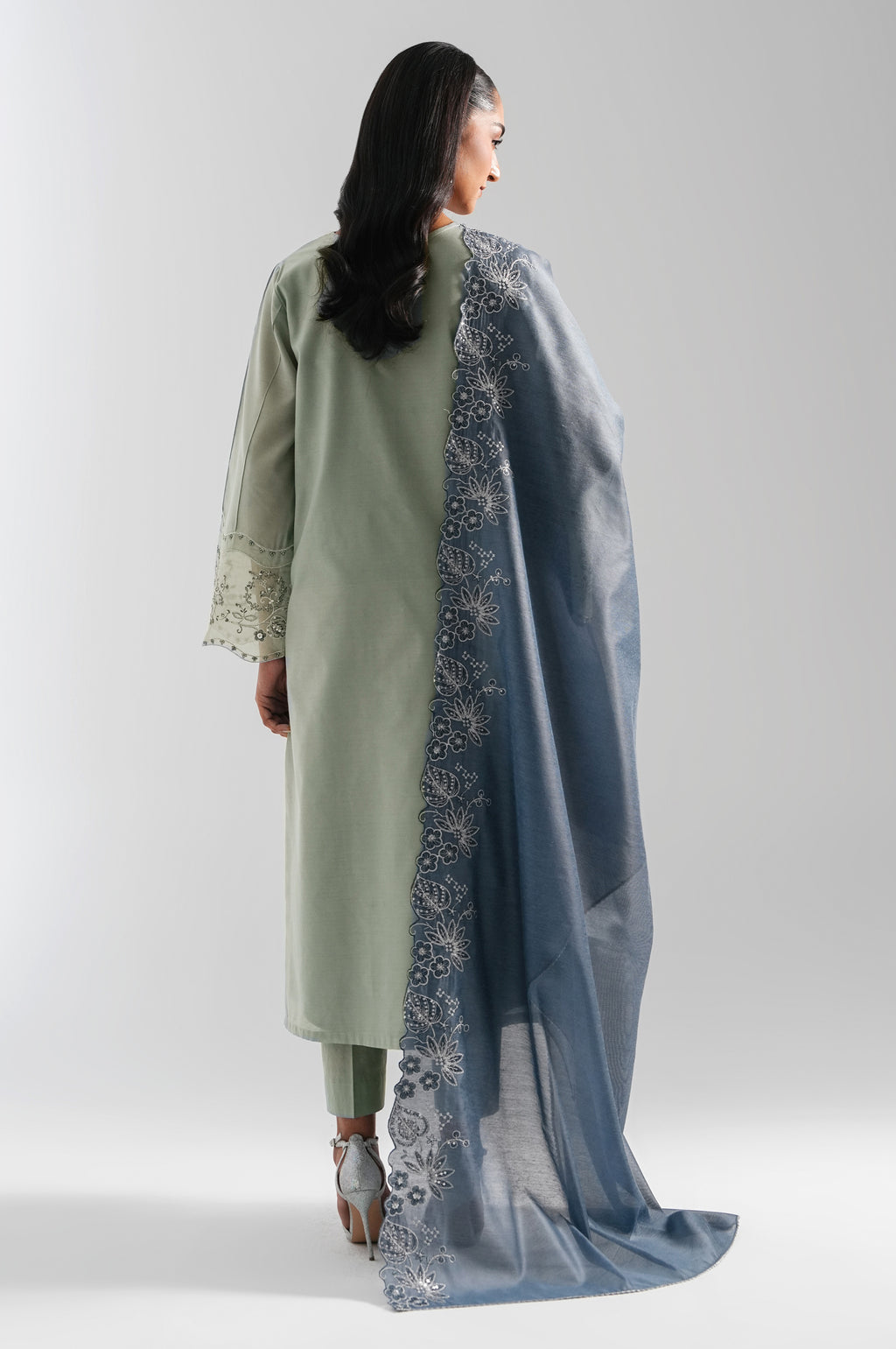 EMBROIDERED SUIT