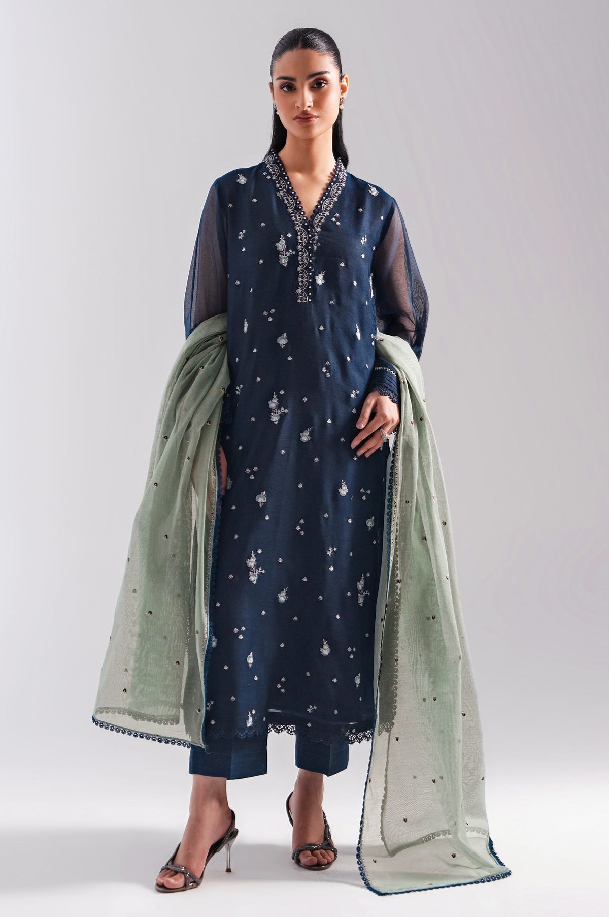 EMBROIDERED SUIT