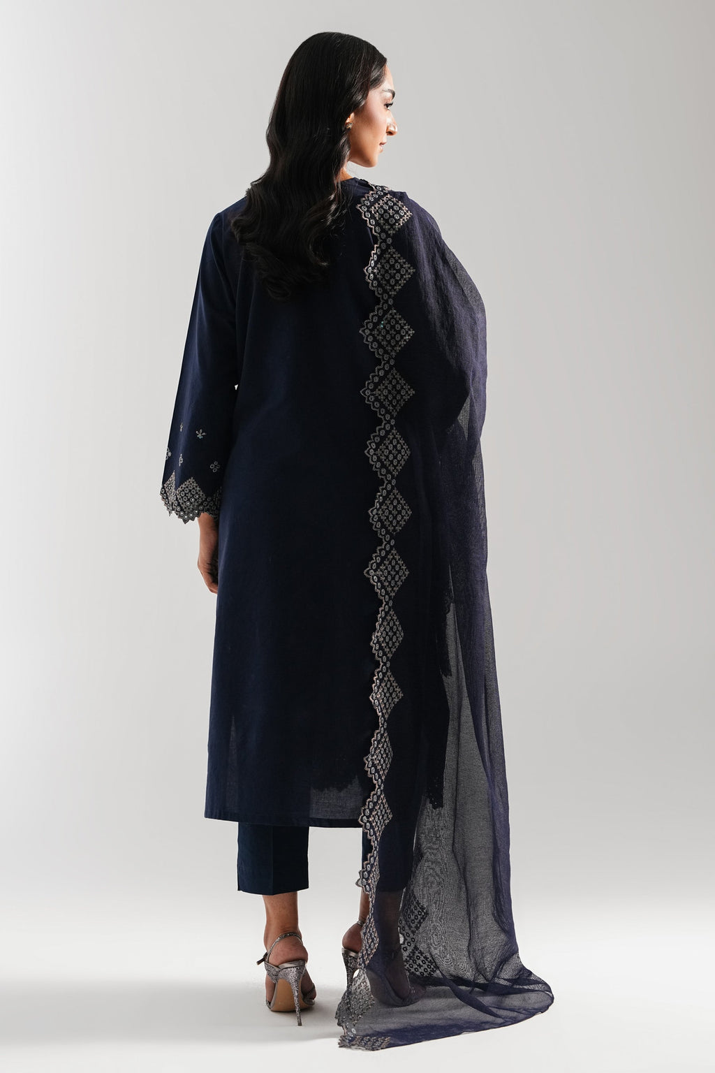 EMBROIDERED CAMBRIC STITCHED 3 PIECE SUIT (FACTORY E-OUTLET)