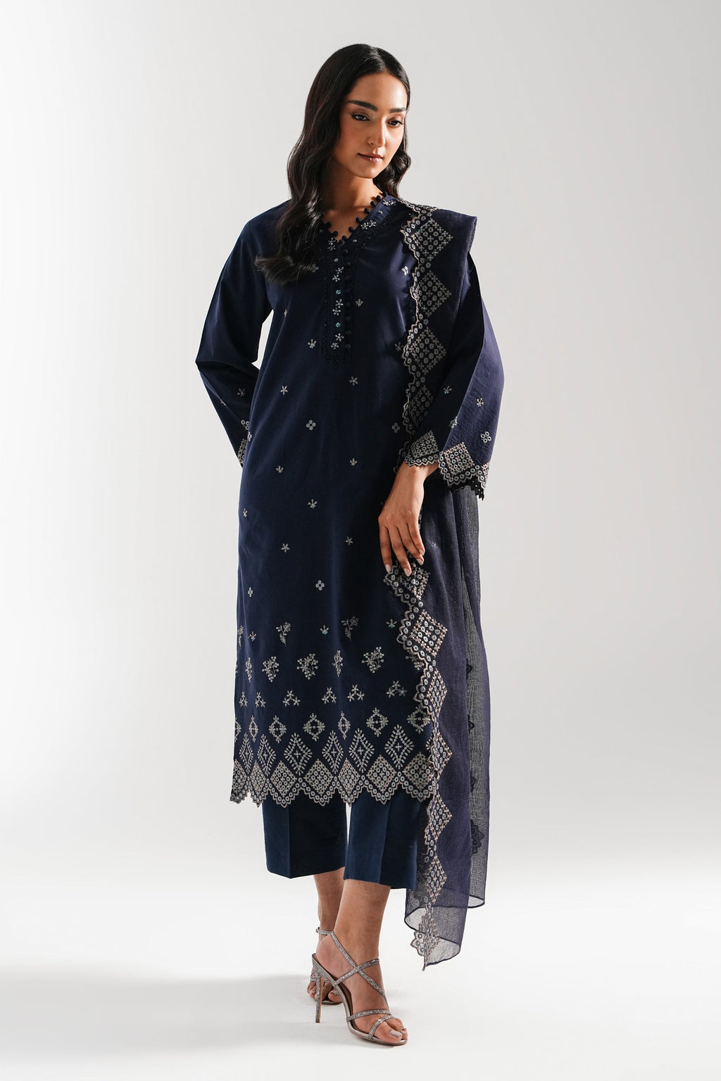 EMBROIDERED CAMBRIC STITCHED 3 PIECE SUIT (FACTORY E-OUTLET)