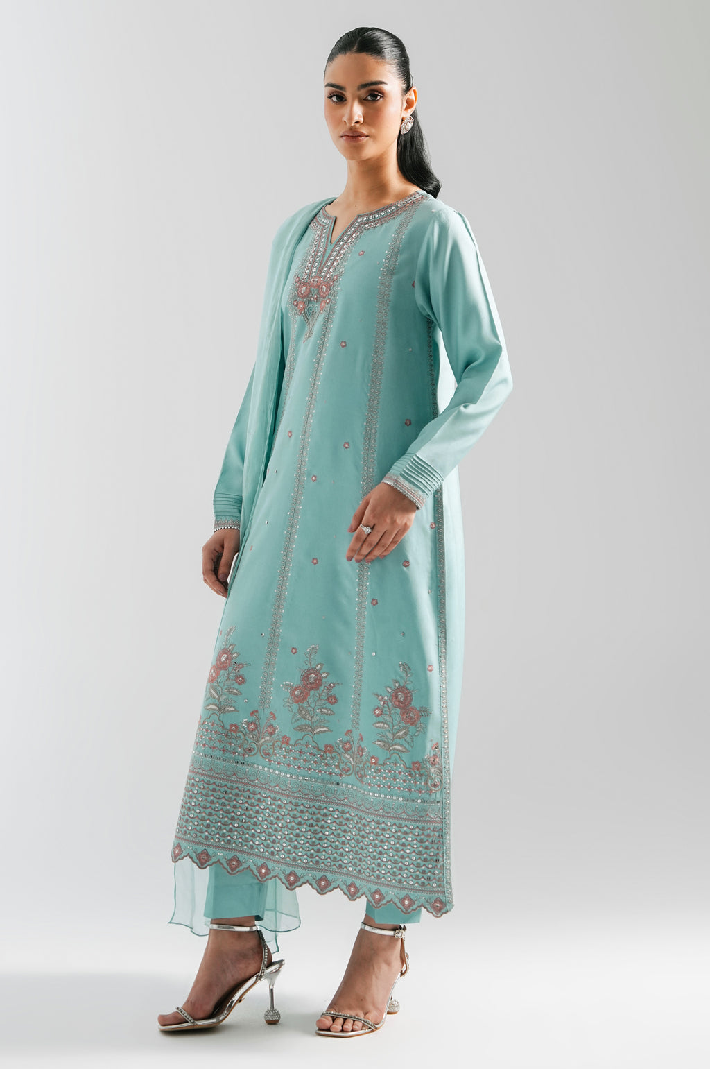 STITCHED EMBROIDERED OAK SILK SUIT