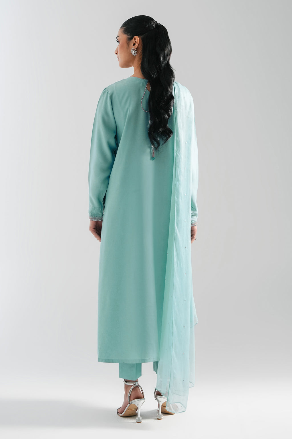 STITCHED EMBROIDERED OAK SILK SUIT