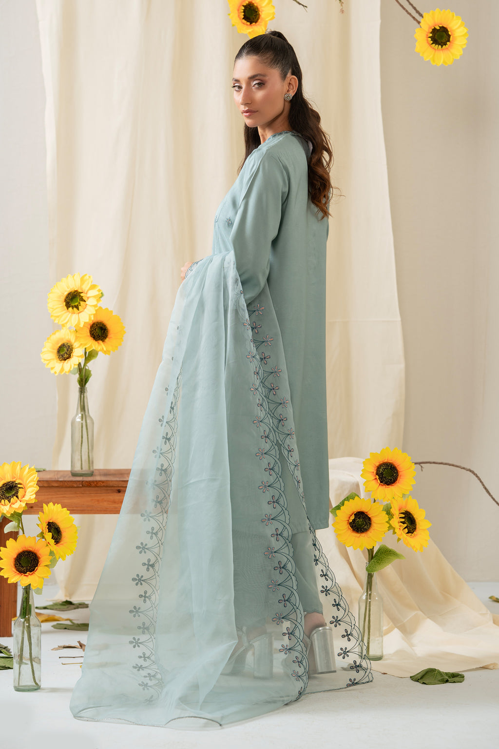 STITCHED EMBROIDERED RAW SILK SUIT