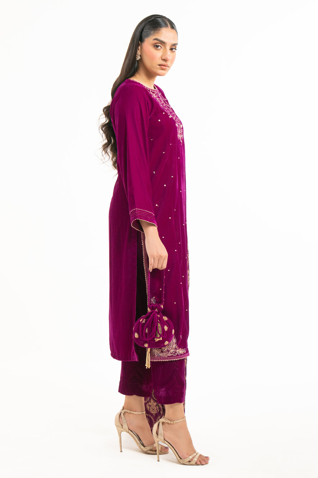 EMBROIDERED VELVET SUIT