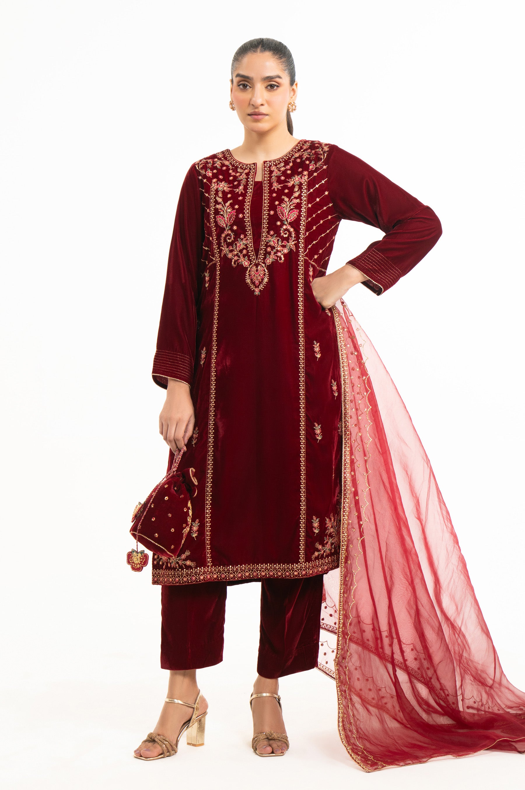 EMBROIDERED VELVET STITCHED DUPATTA (FACTORY E-OUTLET)