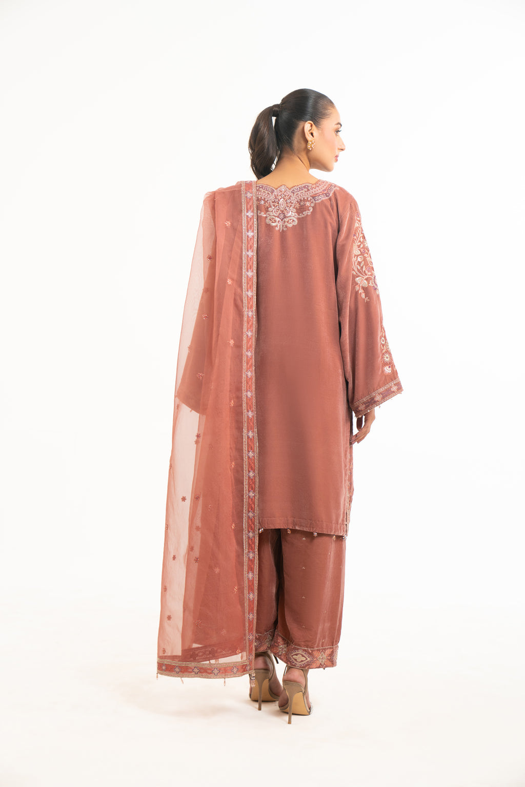 EMBROIDERED VELVET SUIT