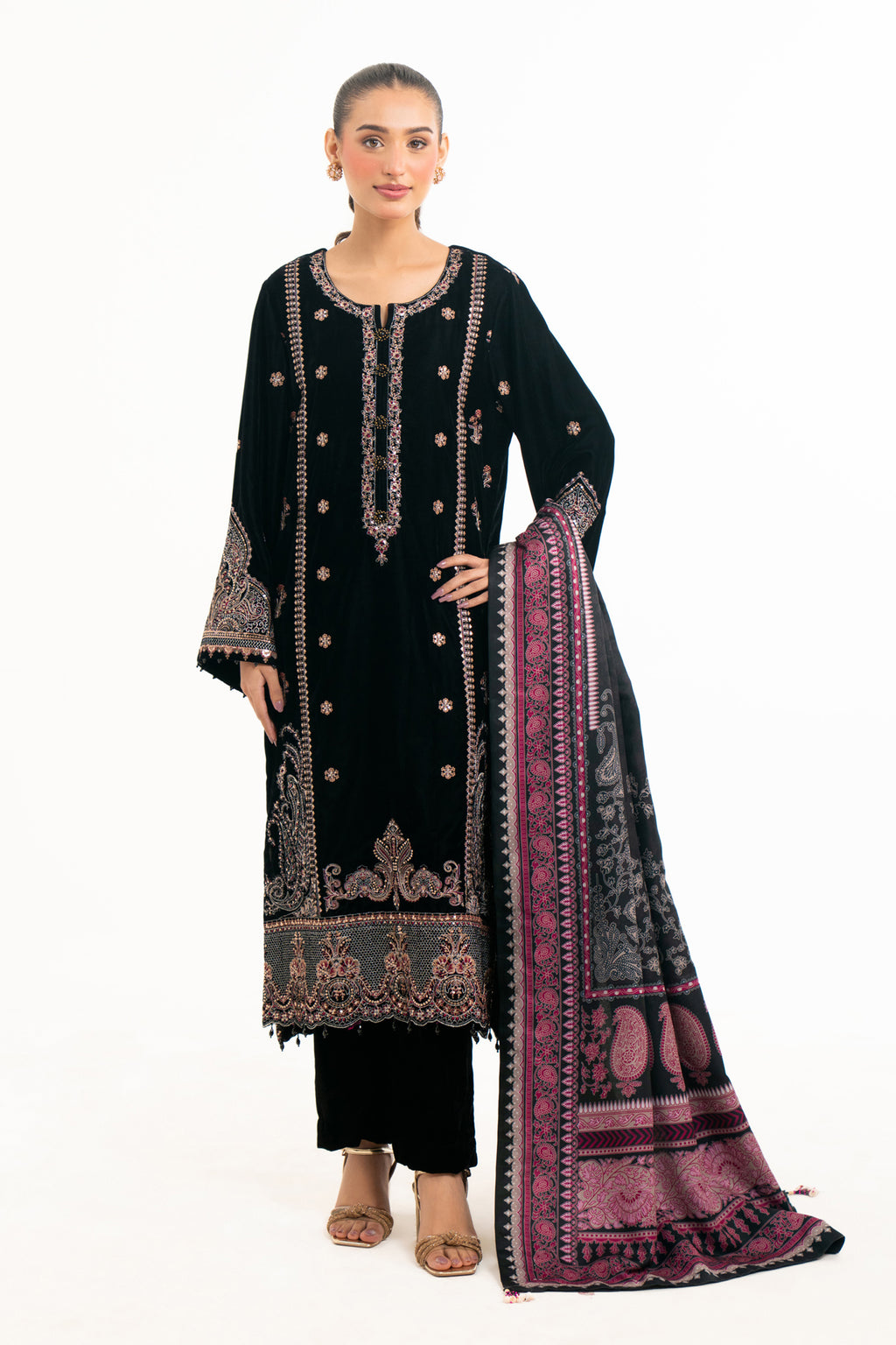 EMBROIDERED VELVET SUIT