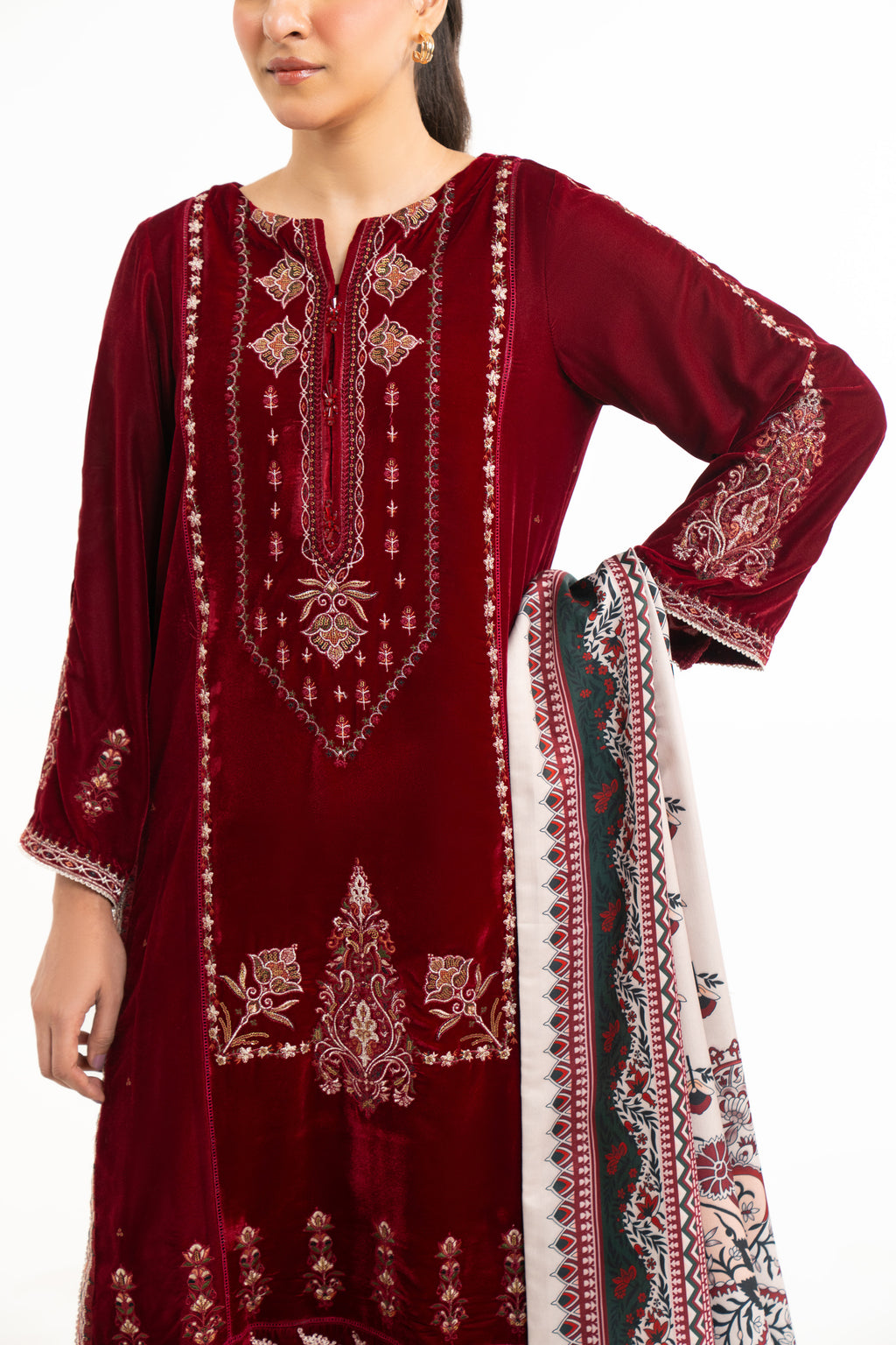 EMBROIDERED VELVET SUIT