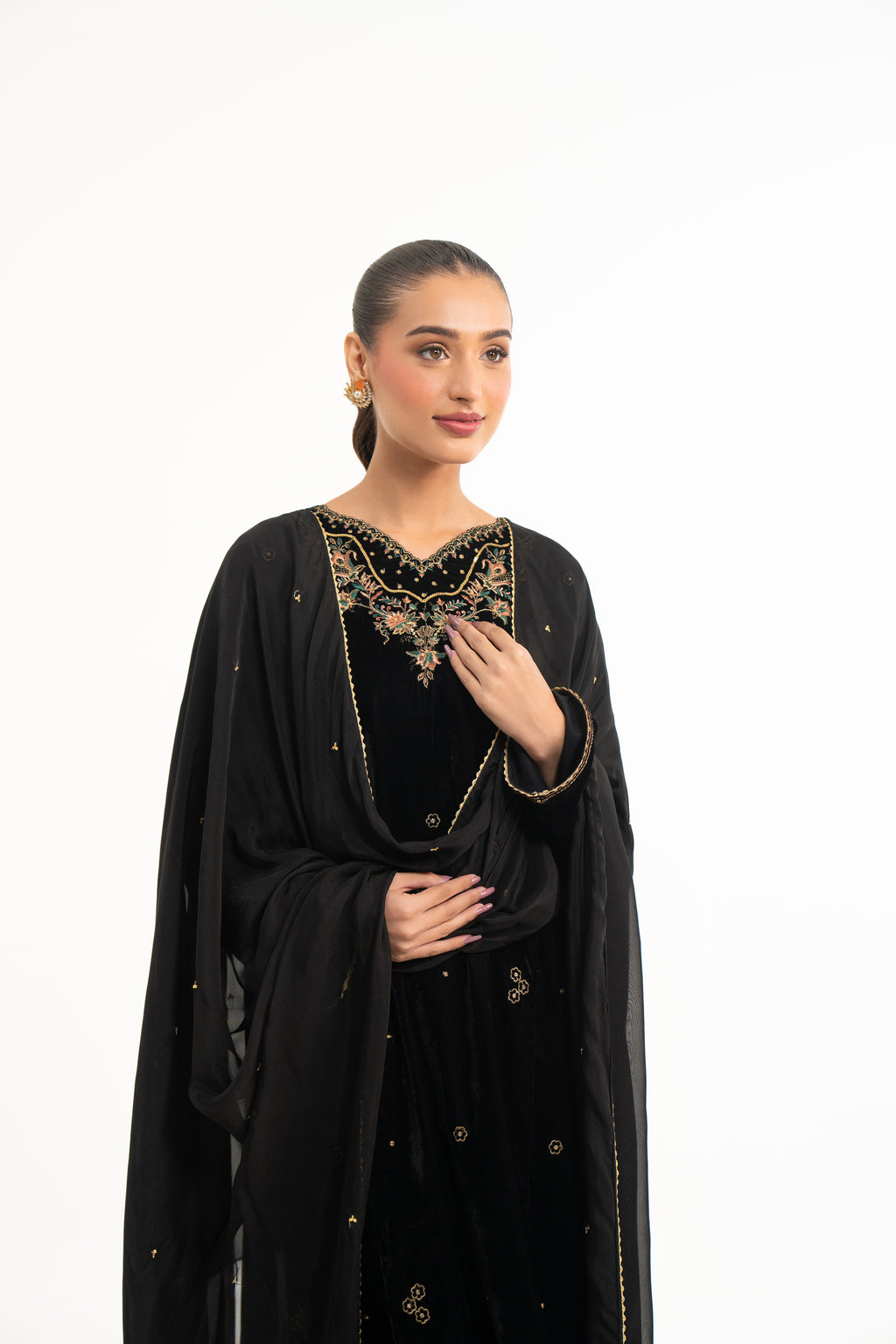 EMBROIDERED VELVET SUIT