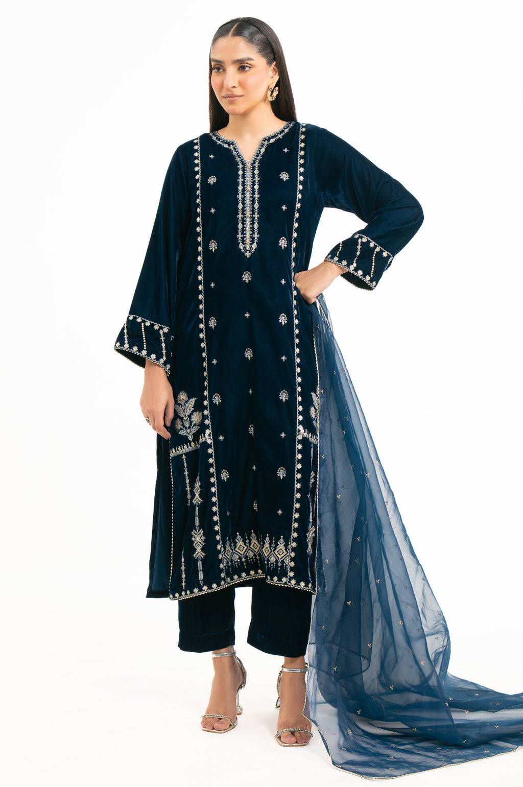 EMBROIDERED VELVET SUIT