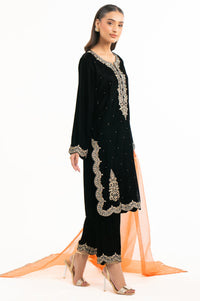 STITCHED EMBROIDERED VELVET SUIT (FACTORY E-OUTLET)