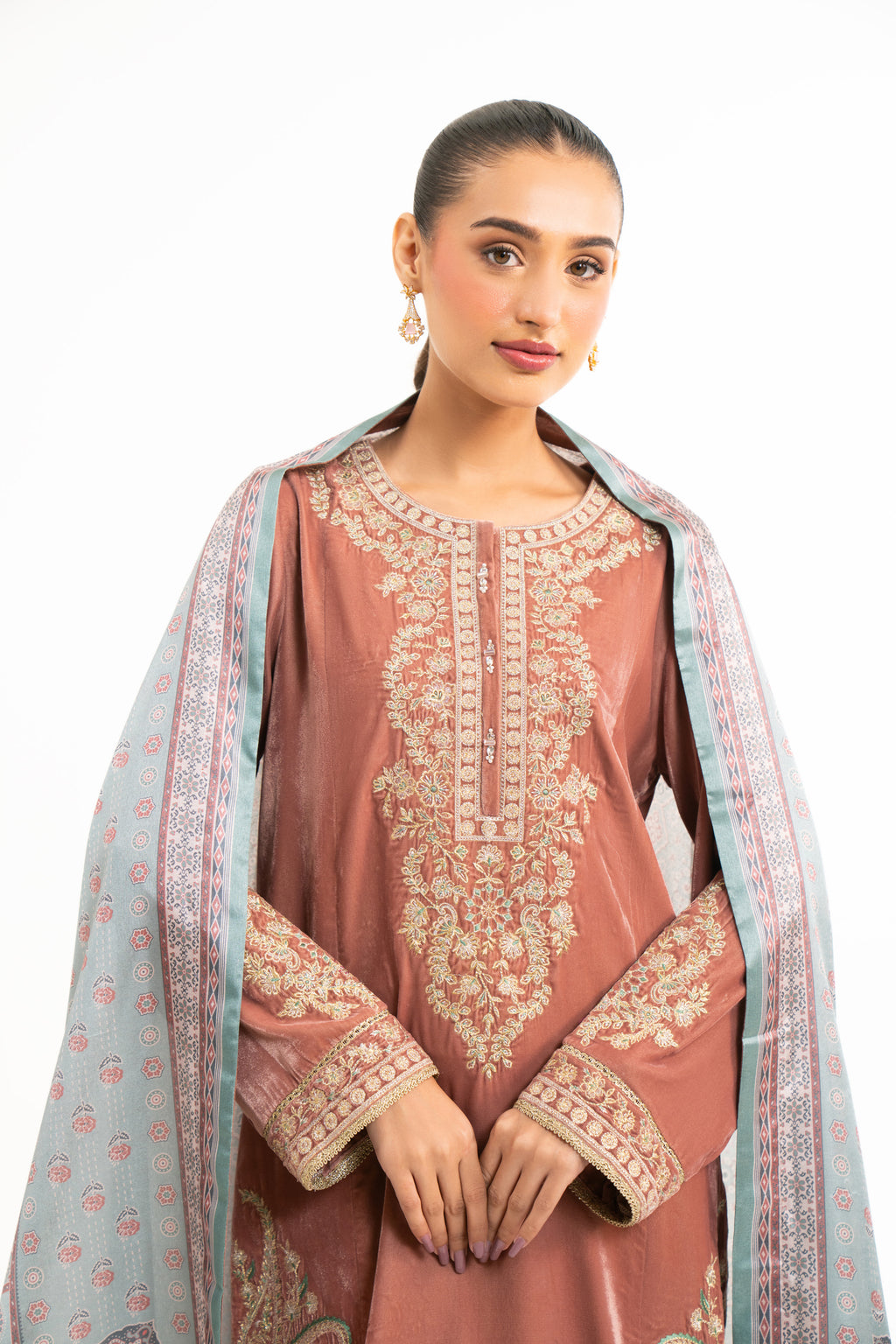 EMBROIDERED VELVET SUIT