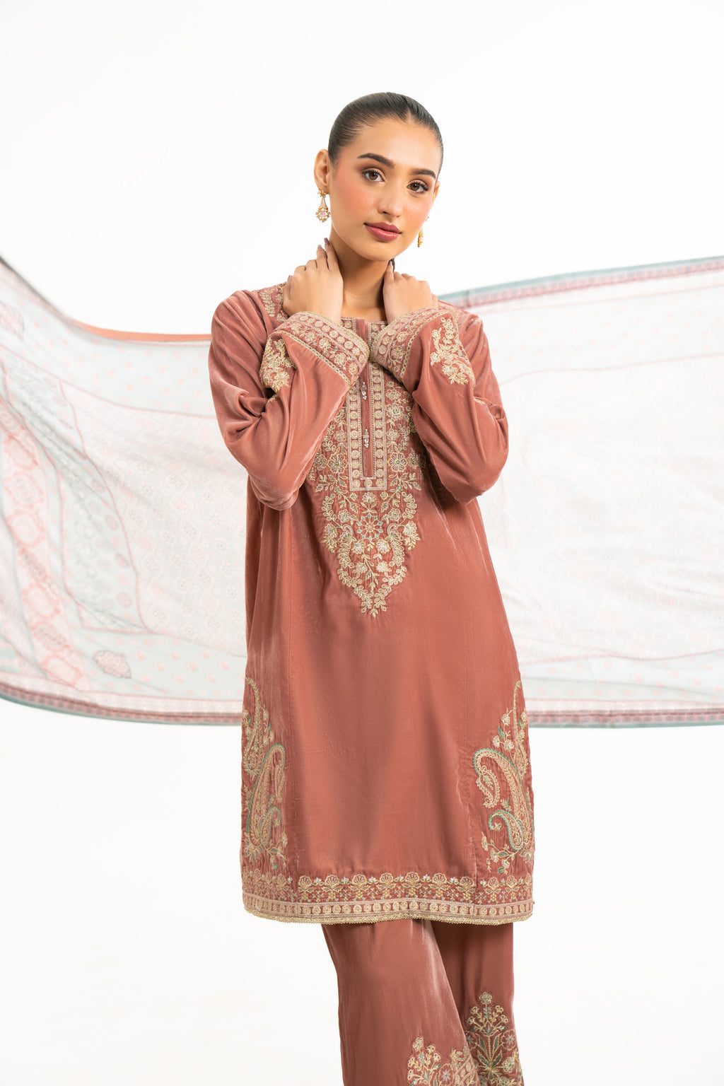 EMBROIDERED VELVET SUIT