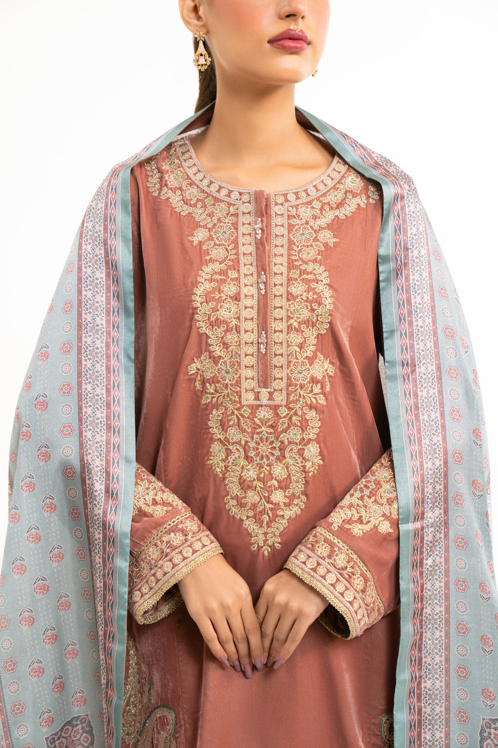 EMBROIDERED VELVET SUIT