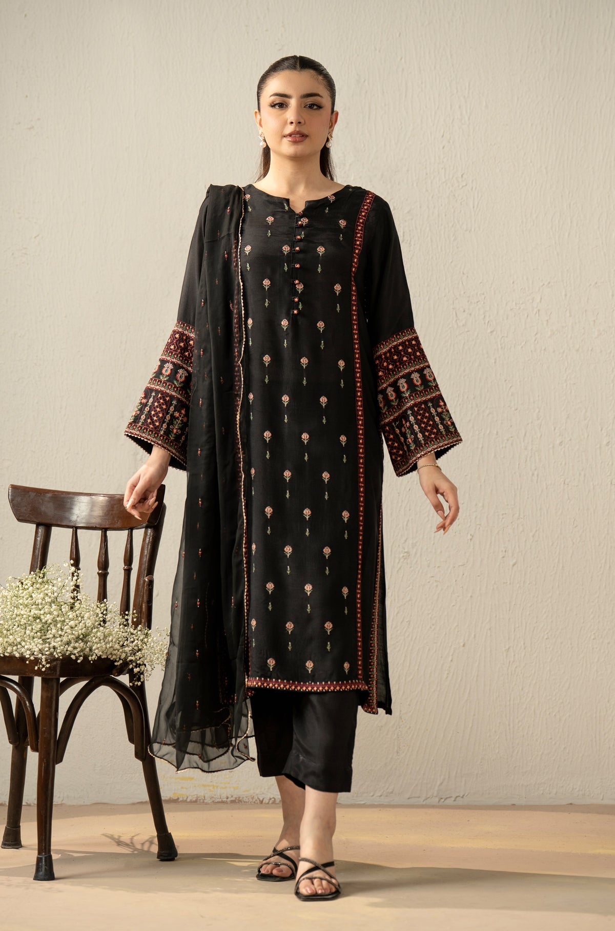 STITCHED 3 PIECE SUIT