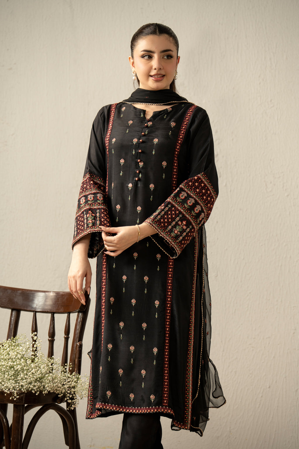 EMBROIDERED RAW SILK STITCHED 3 PIECE SUIT