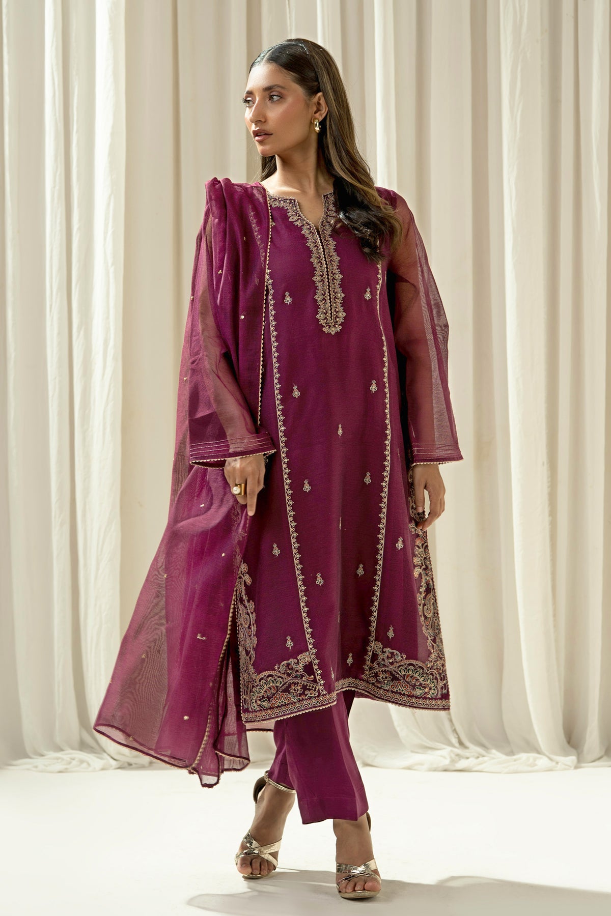 STITCHED 3 PIECE SUIT
