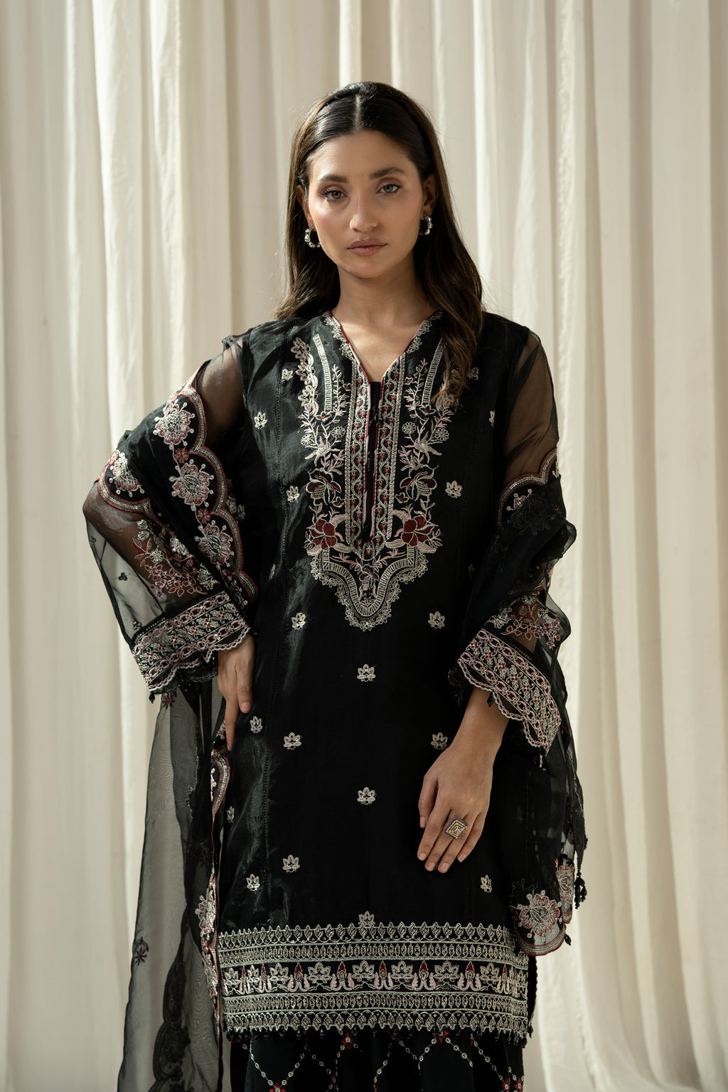 EMBROIDERED ORGANZA STITCHED 3 PIECE SUIT