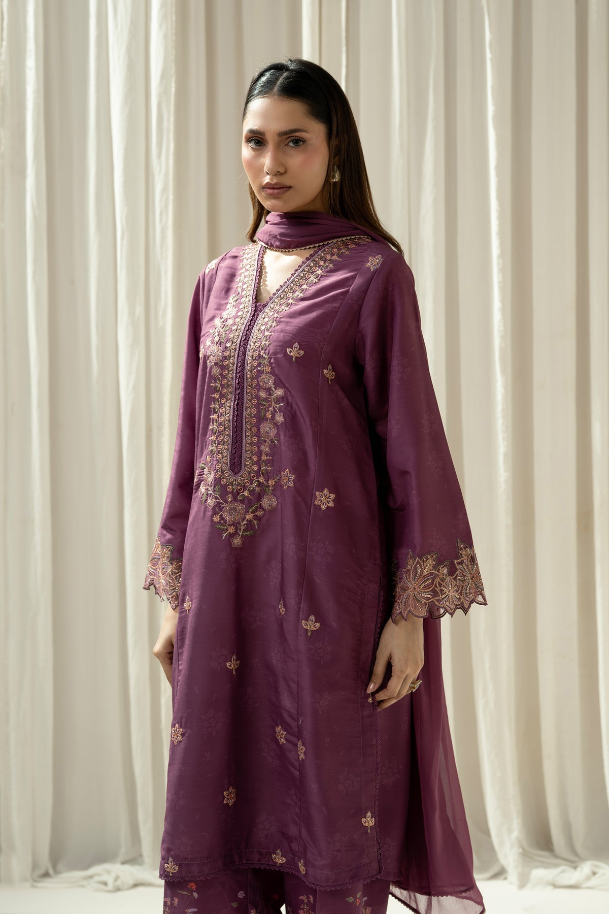 STITCHED 3 PIECE SUIT