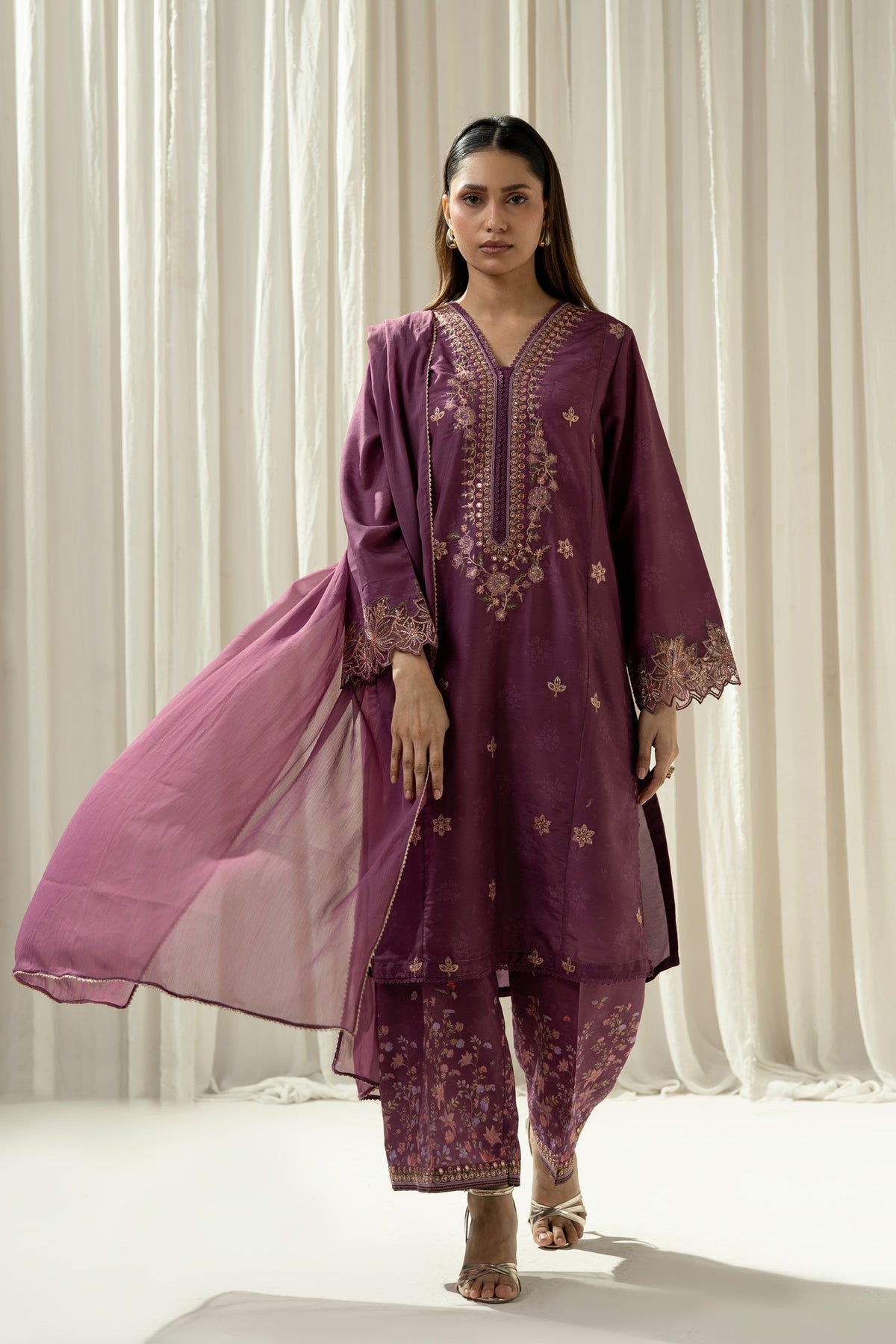 STITCHED 3 PIECE SUIT