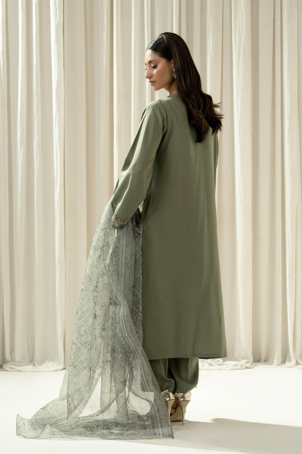 EMBROIDERED RAW SILK STITCHED 3 PIECE SUIT